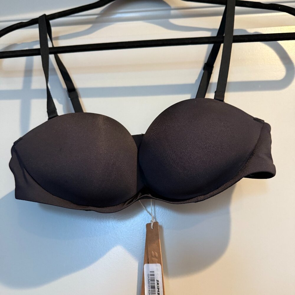 NWT Skims Ultimate push-Up Strapless Bra in 34A Onyx